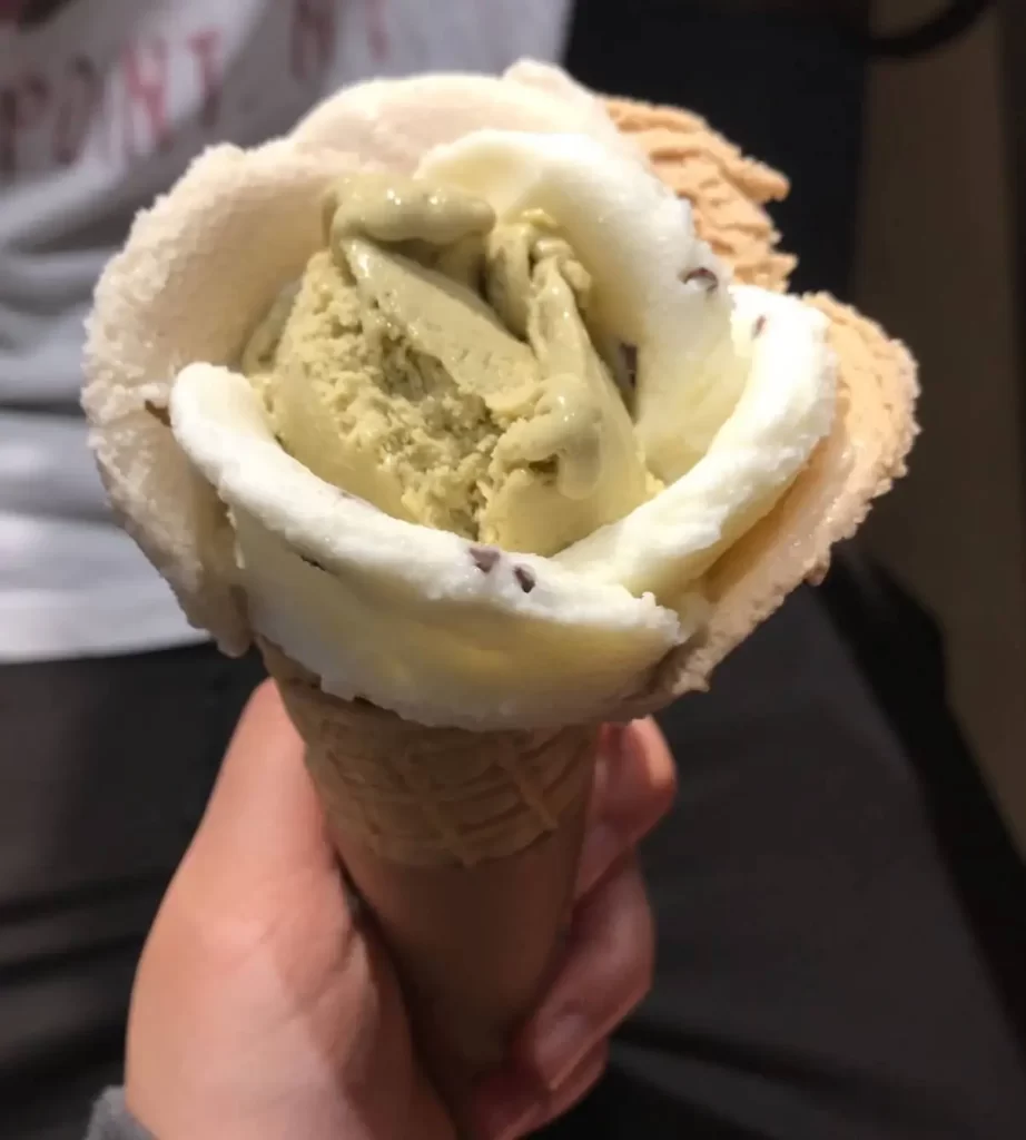 Flower shaped gelato from Amorino