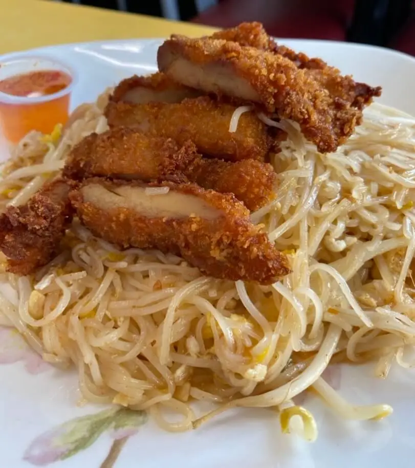 Pad Thai with Fried Chicken in Boston