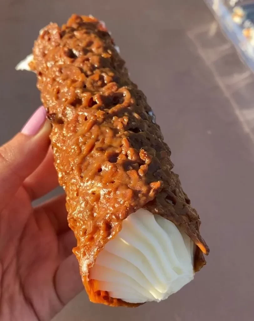 Florentine cannoli from Bova's in the North End