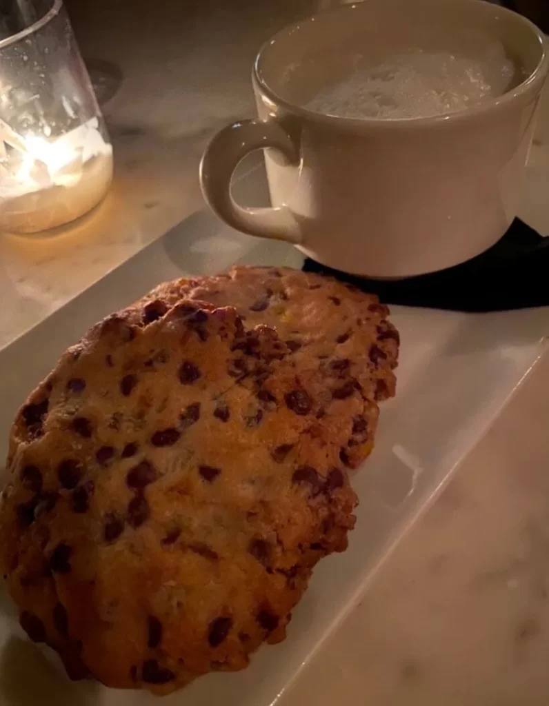 cookies and milk from offsuit, a boston fun restaurant