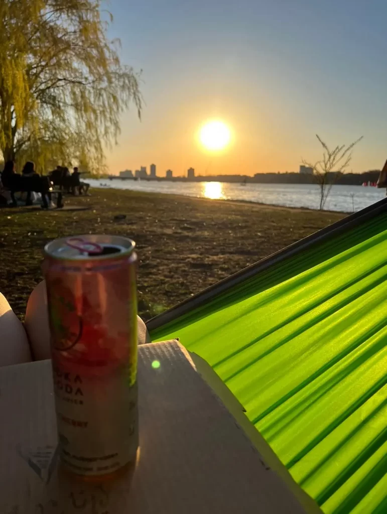 Hammocking and picnicking, a great date ideas Boston