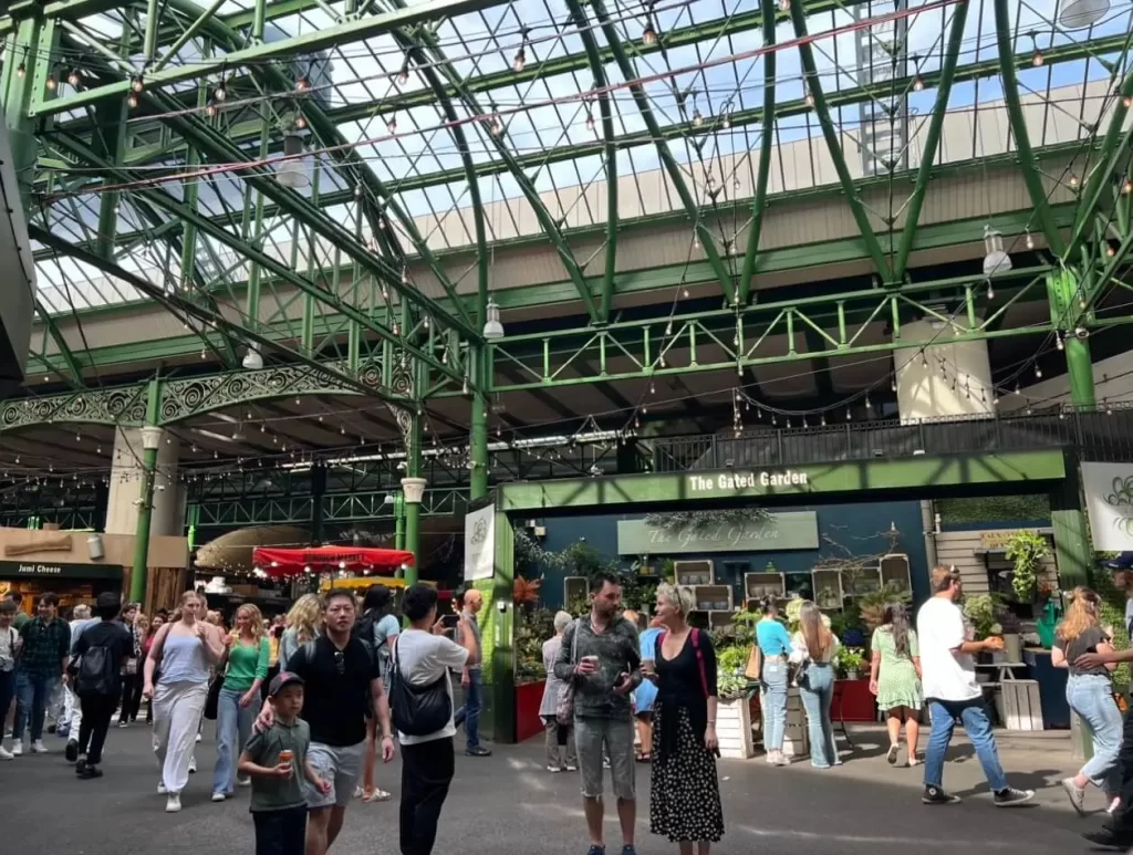 Borough Market, a must for any London itinerary 5 days
