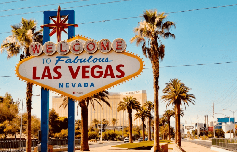 Welcome to Fabulous Las Vegas Sign