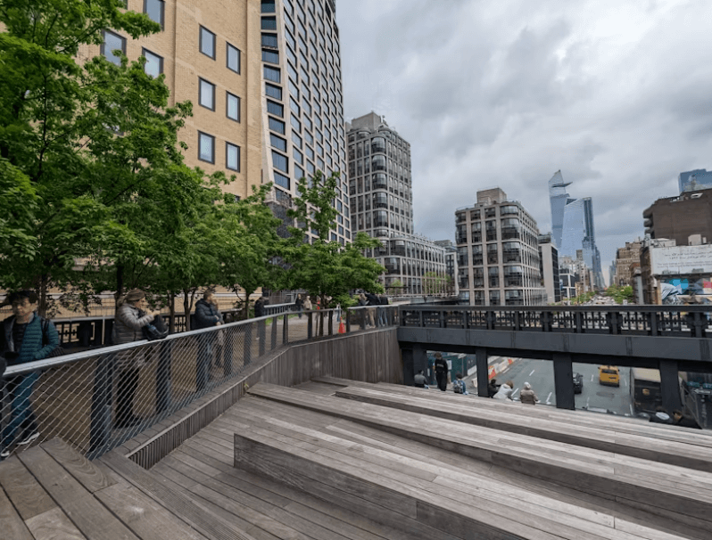 High Line NYC, a must-do activity for a NYC itinerary 3 days