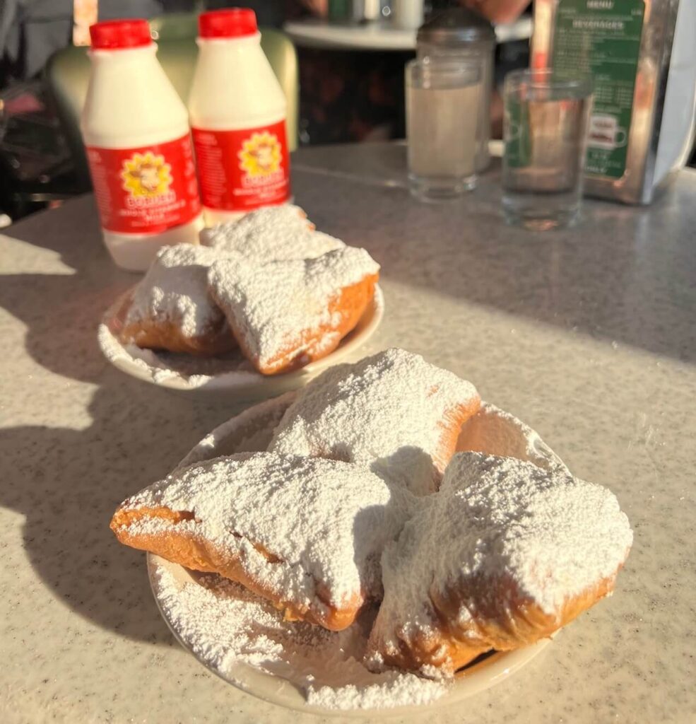 Cafe Du Monde, the famous beignets